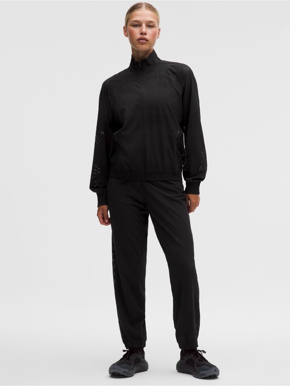 lululemon Adapted State MR Jogger*Perf Stripe (NWT) Black, Size 6